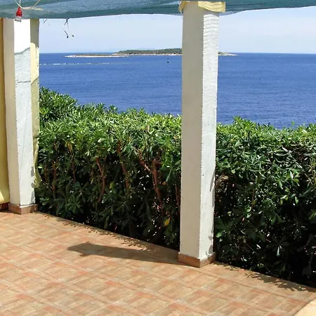 By The Sea Milna, Vis - 2461 Rukavac (Vis)